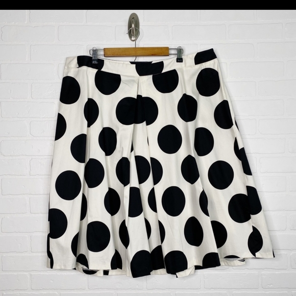 Lane Bryant Dresses & Skirts - NWT Lane Bryant Polka Dot Skirt Black White 22
